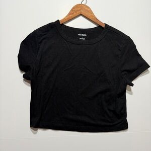 Wild Fable Women's Crop Top Black Short Sleeve, Size L